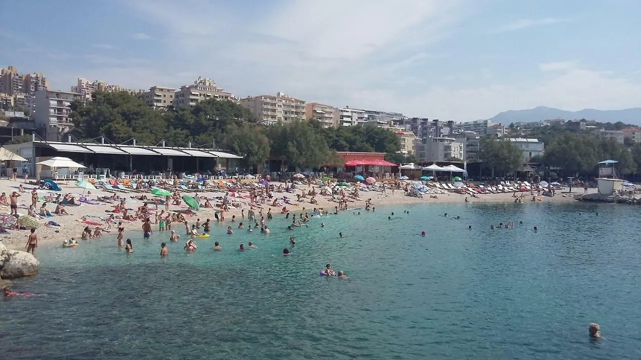 Alena Luxury Apartment With Jacuzzi Split Croatia